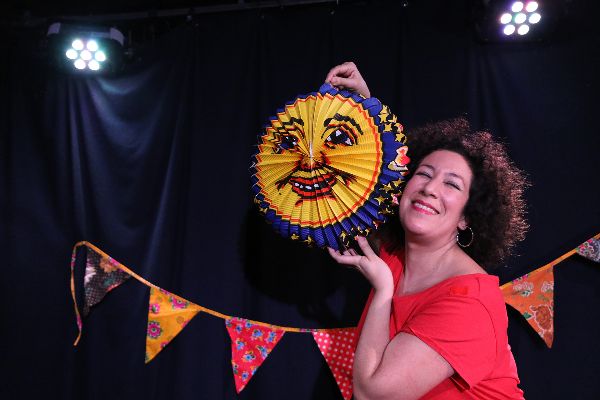 TALLER INFANTIL: "La Reina de los colores". Niños y niñas a partir de 5 años. Martes 14 de julio. 12:00 h.